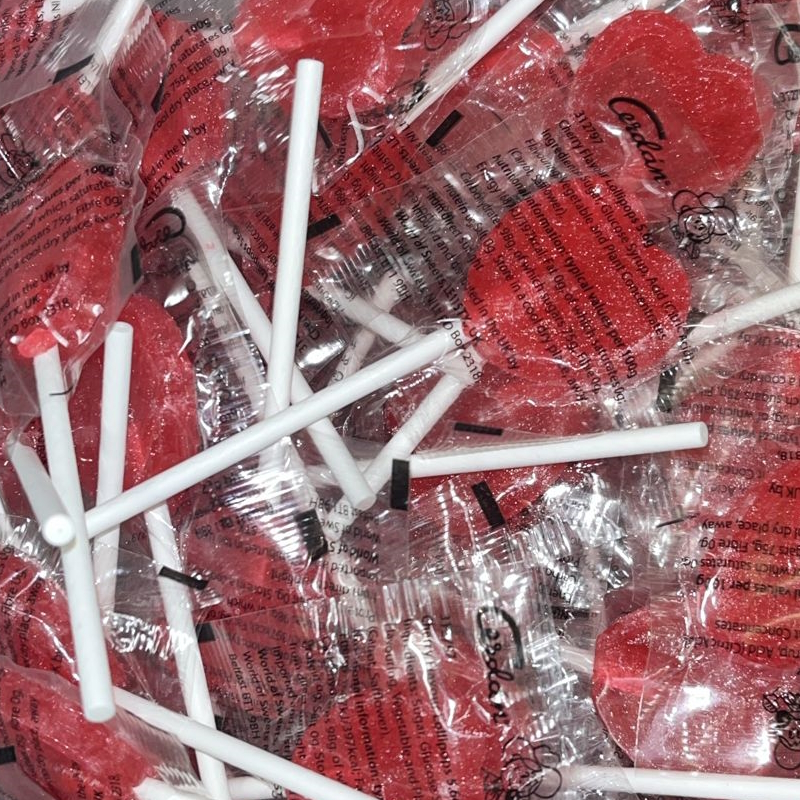 200 x Red Cherry Love Hearts Lollipops Sweet Candy Lollies Wholesale Bulk Buy Bag